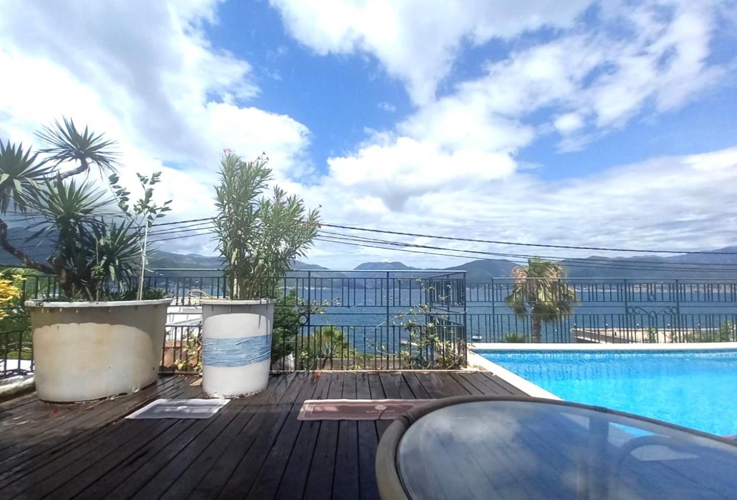 Apartment Tri Kiparisa ティヴァト エクステリア 写真