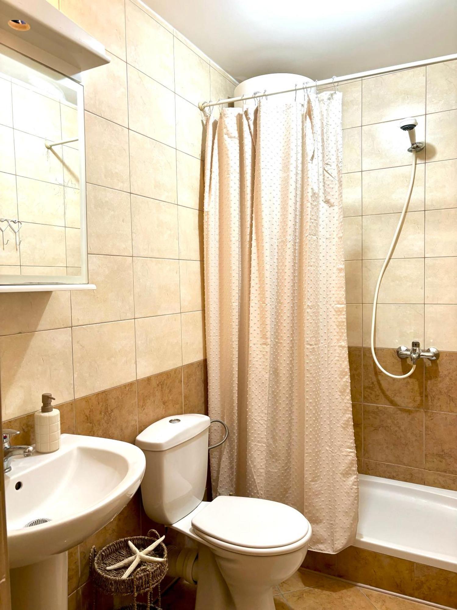 Apartment Tri Kiparisa ティヴァト エクステリア 写真