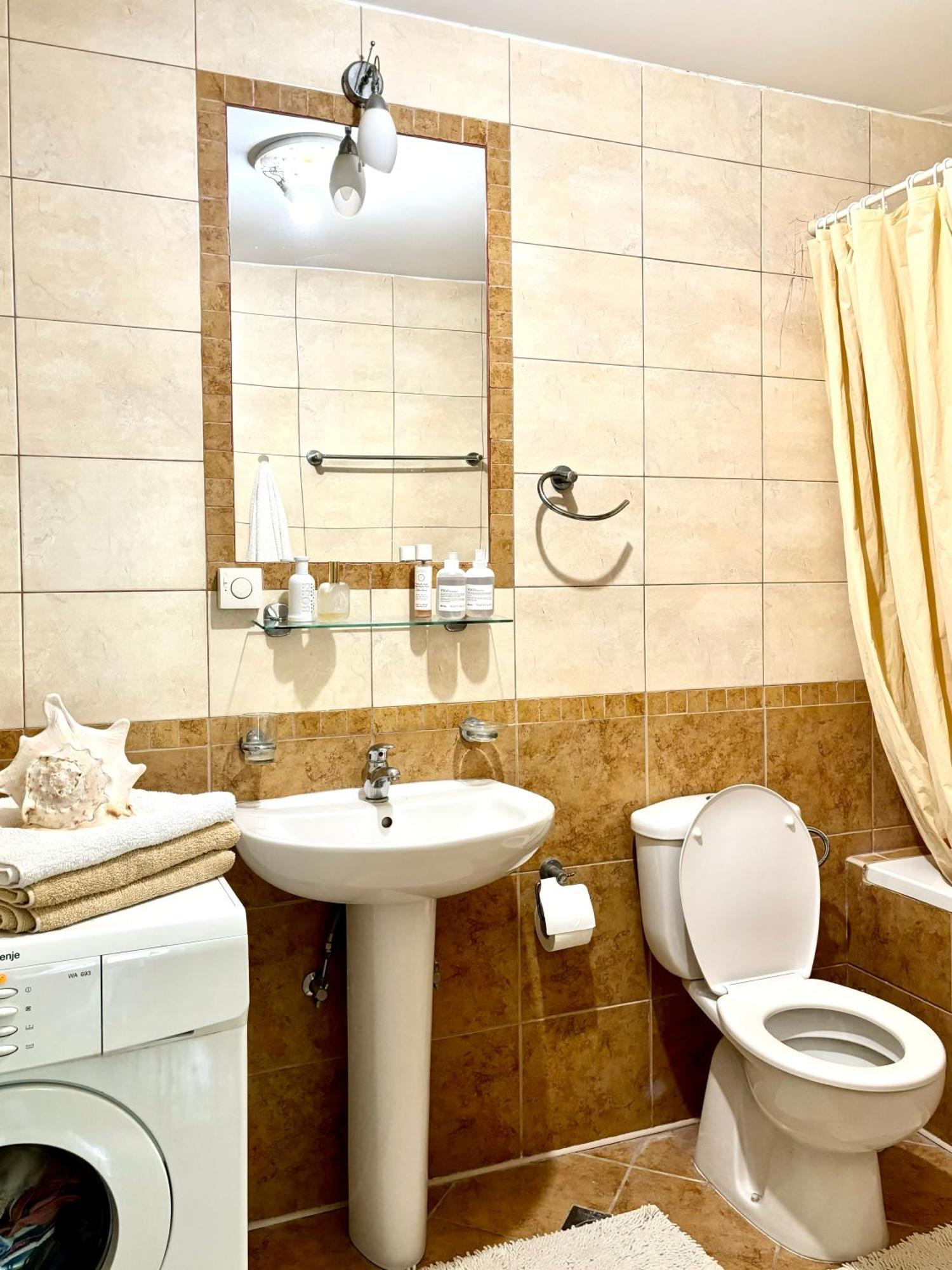 Apartment Tri Kiparisa ティヴァト エクステリア 写真